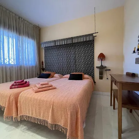 B3 Bajo Con Terraza De 64m2 Totalmente Equipado Apartment *